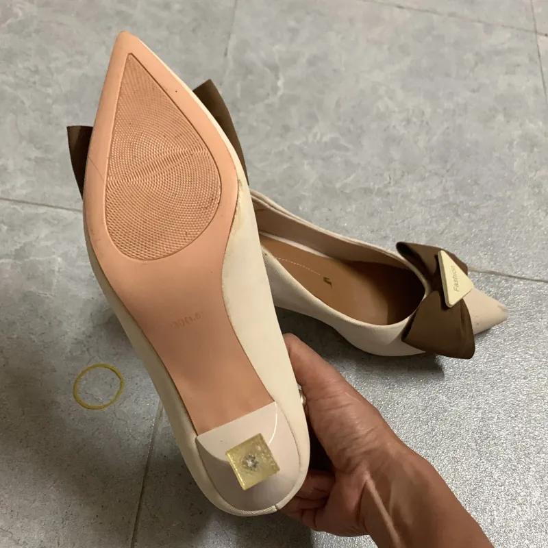 Giày cao gót nữ 7cm màu kem phối nơ nâu 759570