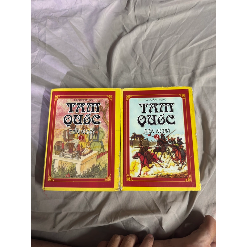 Tam quốc diễn nghĩa. 2 tập, bìa cứng 517140