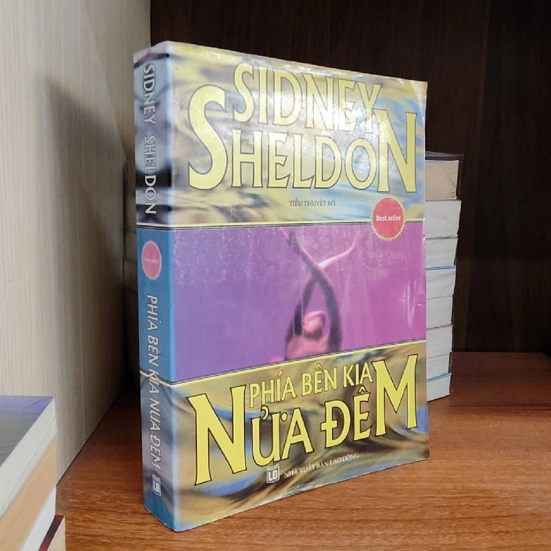 Phía bên kia nửa đêm - Sidney Sheldon 126419