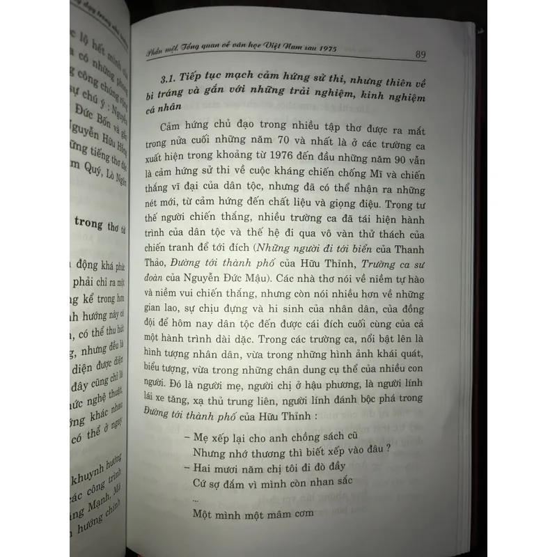 Văn học Việt Nam sau 1975 và việc giảng dạy trong nhà trường  736717