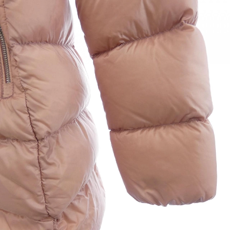 Áo khoác lông vũ MONCLER 641811