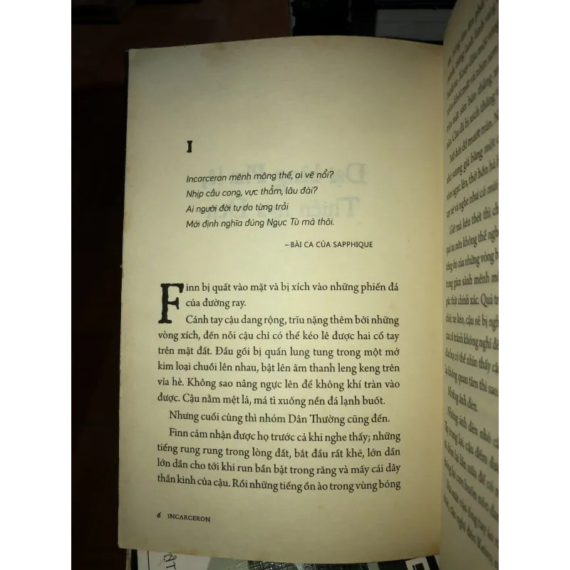 Incarceron - Catherine Fisher 999813