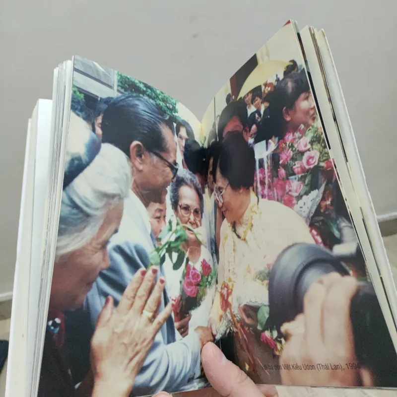 Gia Đình, Bạn Bè và Đất Nước - Nguyễn Thị Bình - Bản thị trường 595722