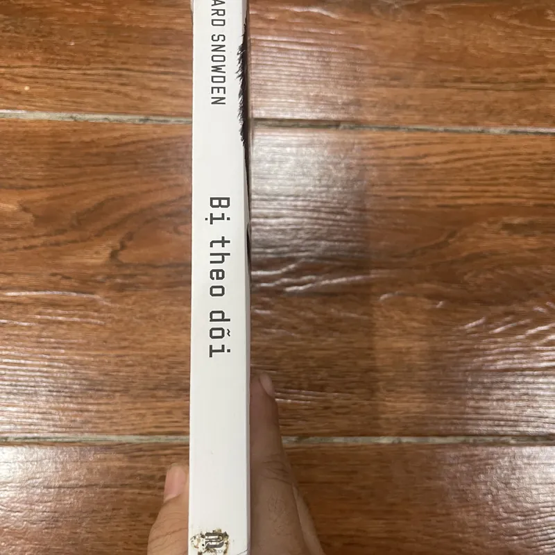 Bị theo dõi, bí mật an ninh mạng - Edward Snowden (k4) 598037