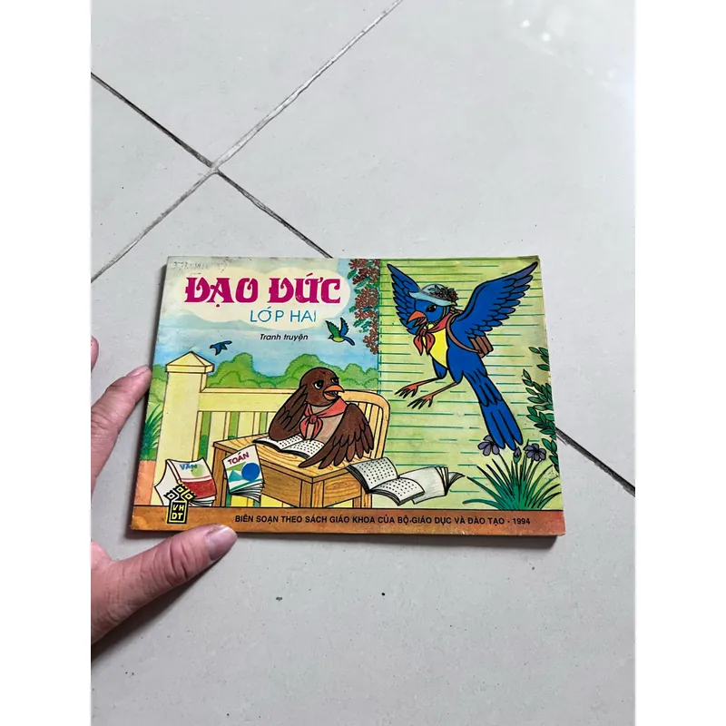 Đạo đức lớp 2 xuất bản 1994  559811