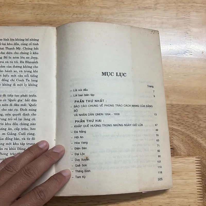 II Tựa sách: Những Ngày Giữ Lửa - Đà Nẵng - 1997 686723