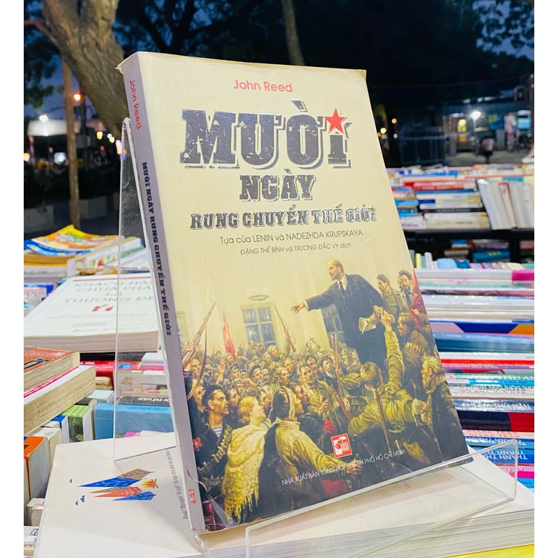 MƯỜI NGÀY RUNG CHUYỂN THẾ GIỚI  360914