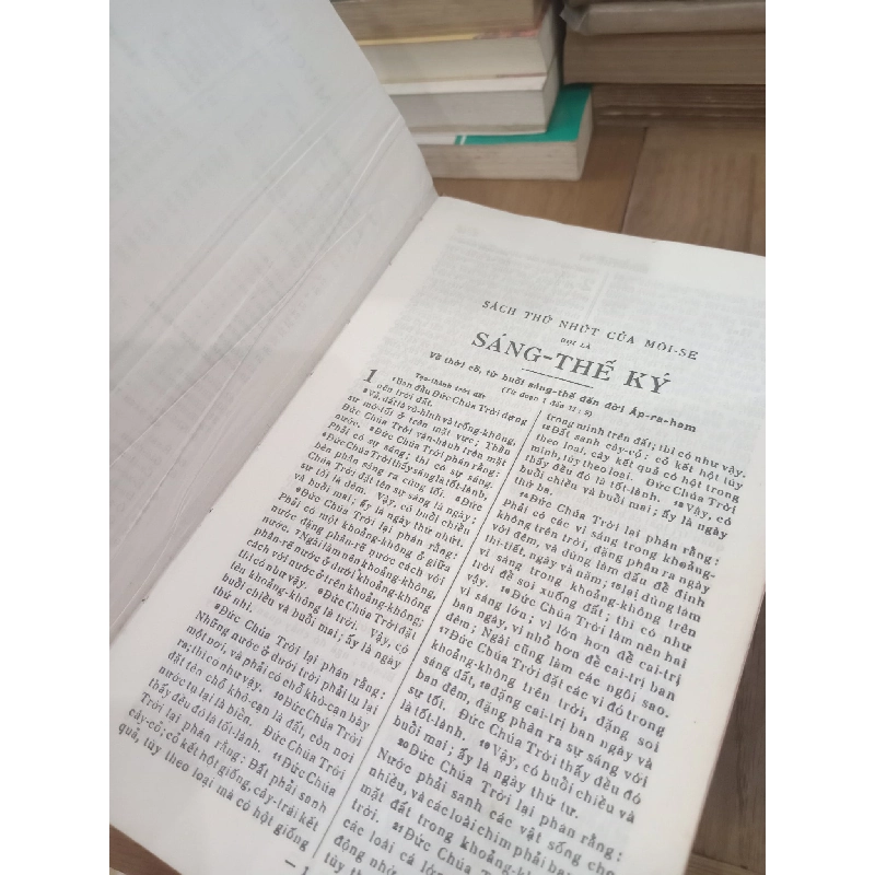 Kinh thánh cựu ước và tân ước - United Bible Societies 972875