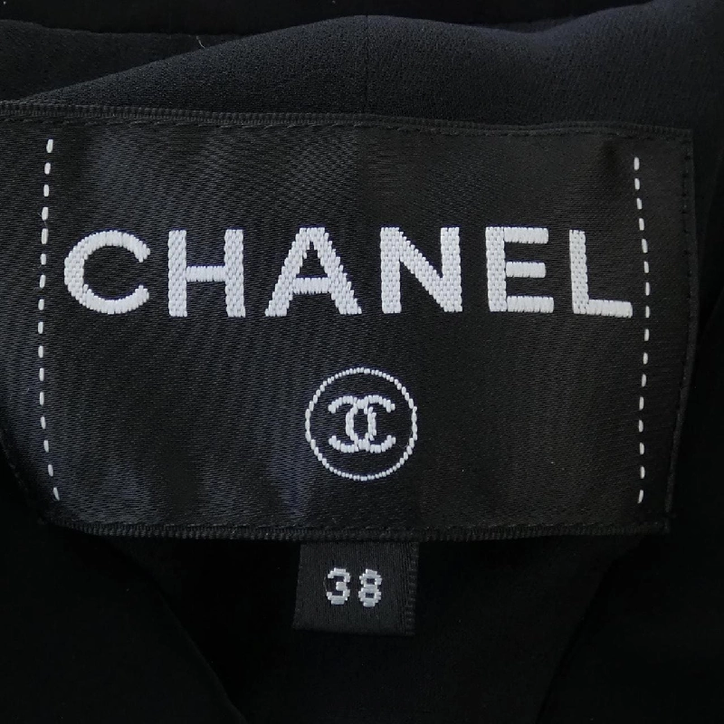 CHANEL P75859V67122 Cape - Hàng hiệu Authentic 823300