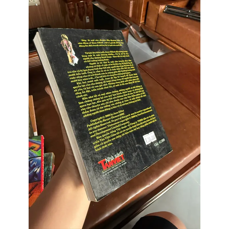 K2-Người Tù Bé Nhỏ – Jane Elliott | Bestseller Tâm Lý Gây Ám Ảnh 990583