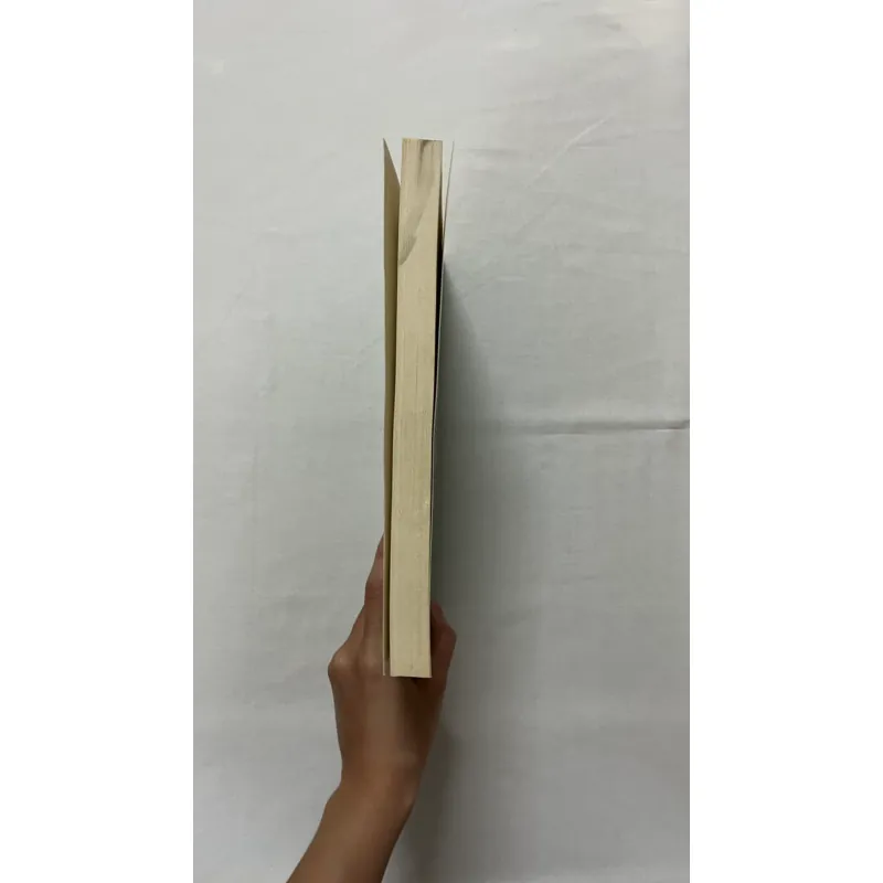 Cards on the Table - Agatha Christie 935168