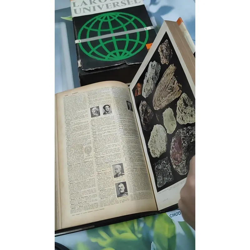 [MIỄN PHÍ BỌC SÁCH] Larousse Universel Vol 1 + 2 - Claude Augé 750844