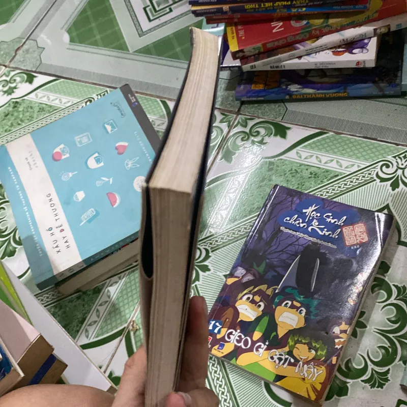 Cuộc sống thượng lưu của mèo hoàng đế 2 781403