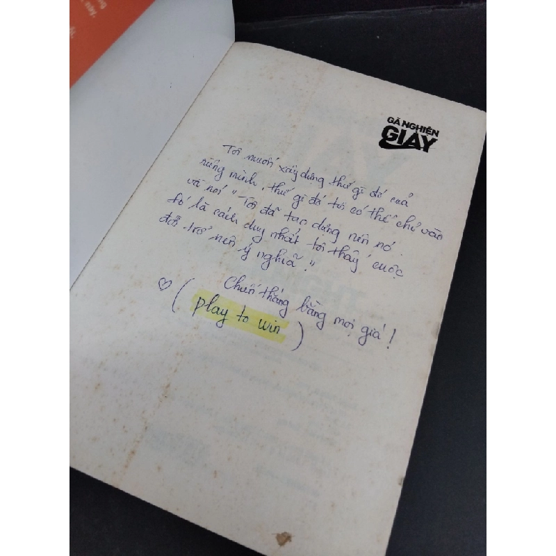 Gã nghiện giày mới 70% ố bìa có chữ 2018 HCM0612 Phil Knight SỨC KHỎE - THỂ THAO 356565