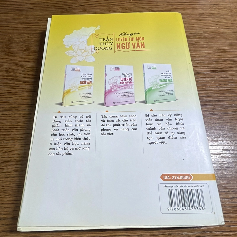 Nắm trọn kiến thức tác phẩm ngữ văn 12 Trần Thuỳ Dương 378739