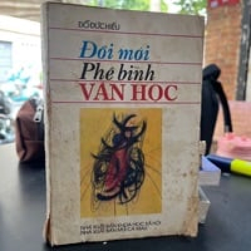 Đổi Mới Phê Bình Văn Học - Đỗ Đức Hiểu 449477