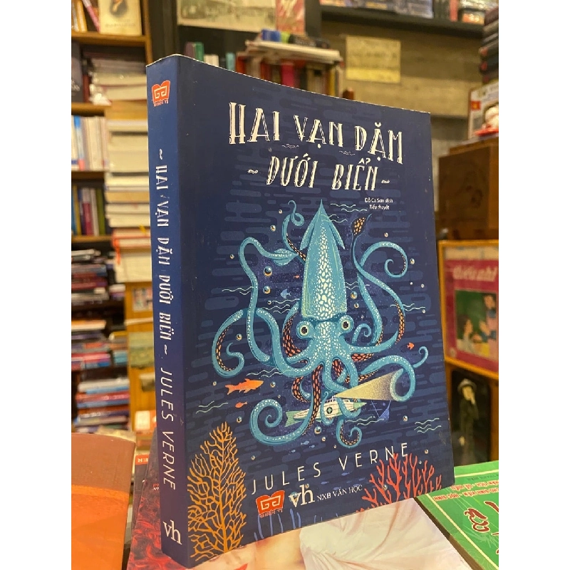 Hai vạn dặm dưới đáy biển - Jules Verne 360454