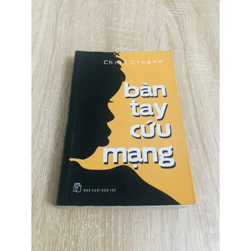 Bàn Tay Cứu Mạng – Chris Cleave 934010