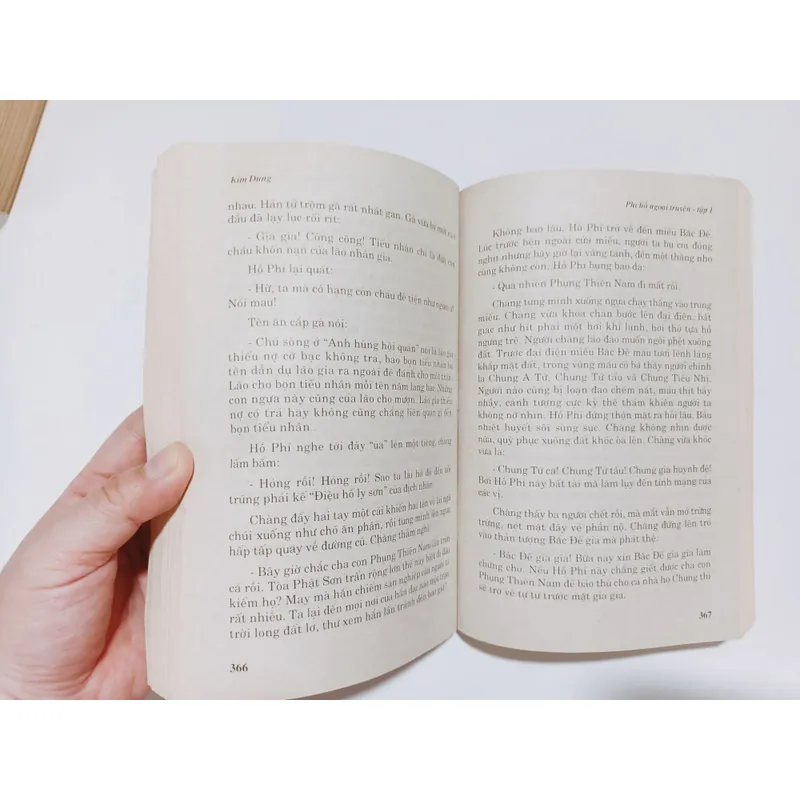 Phi Hồ Ngoại Truyện - Kim Dung 715384