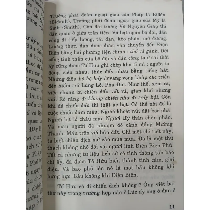 CHÂN DUNG VÀ ĐỐI THOẠI + XUNG QUANH CUỐN "CHÂN DUNG VÀ ĐỐI THOẠI" CỦA TRẦN ĐĂNG KHOA 717756