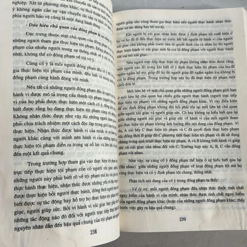 Tập bài giảng luật hình sự Việt Nam (phần chung) - 1999s 801069