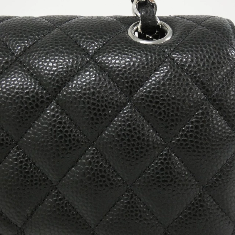 Túi xách chéo Chanel 1112 612138