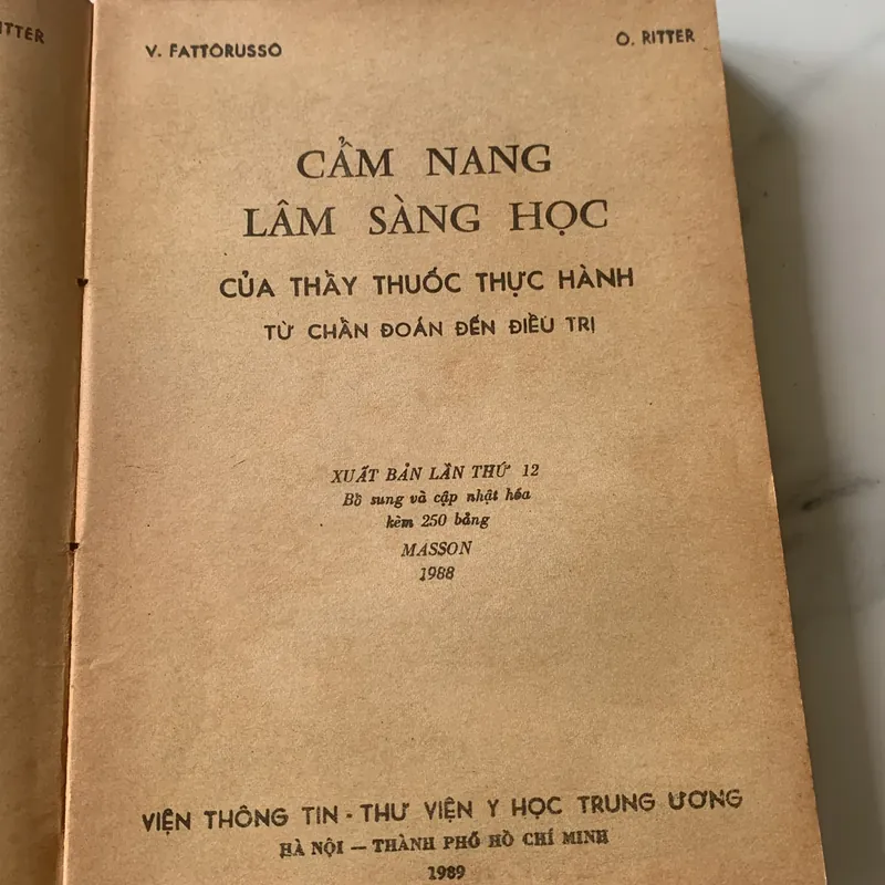 Cẩm nang lâm sàng học, V. FATTORUSSO - O. RITTER 711099