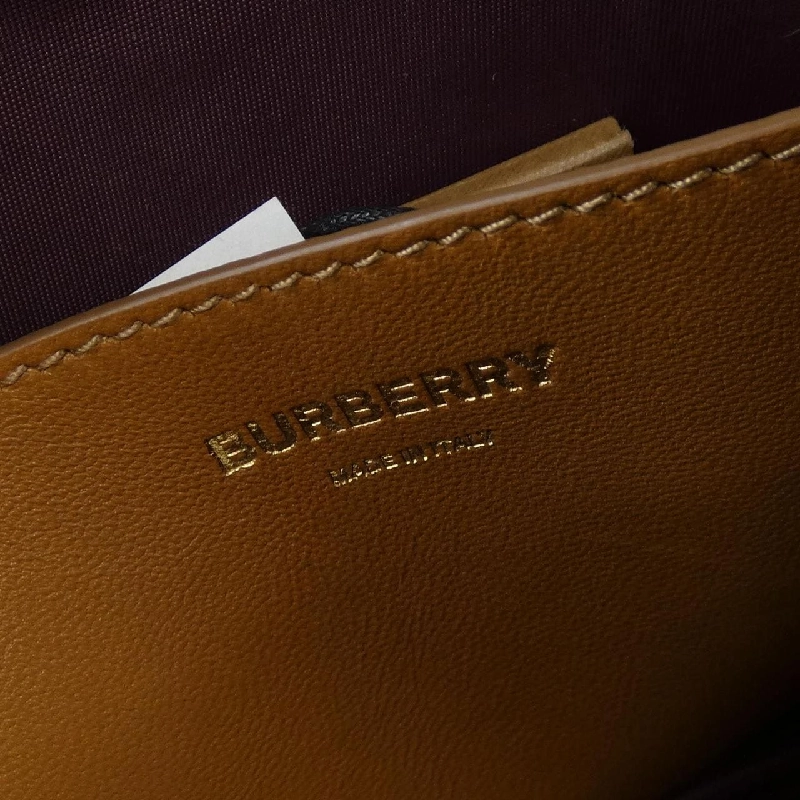 Túi xách BURBERRY 80490571 - Hàng hiệu Chính hãng 832465