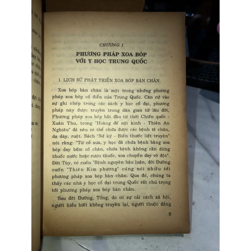 Xoa bóp bàn chân chữa bệnh - Chương Triều Khanh & Chương Bội Phong 1031478