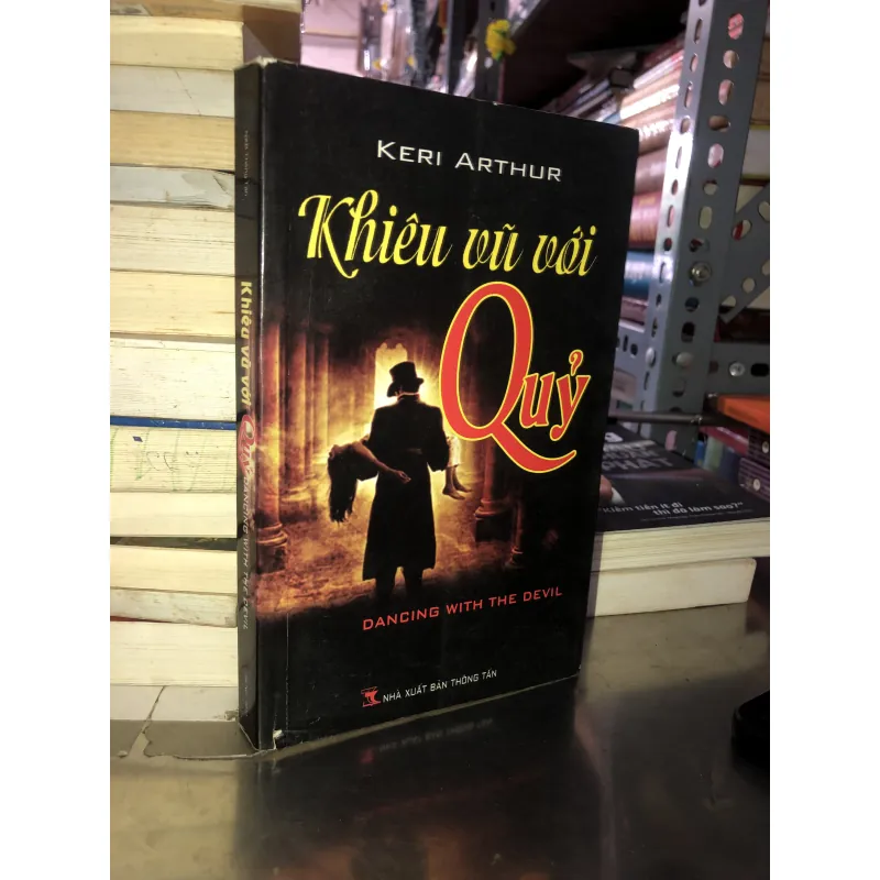 Khiêu vũ với quỷ - Keri Arthur 1023783