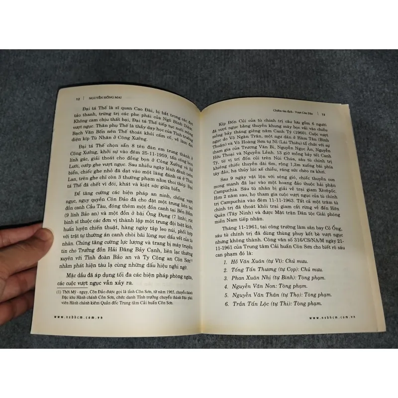 CHIẾM TÀU ĐỊCH VƯỢT CÔN ĐẢO 570634