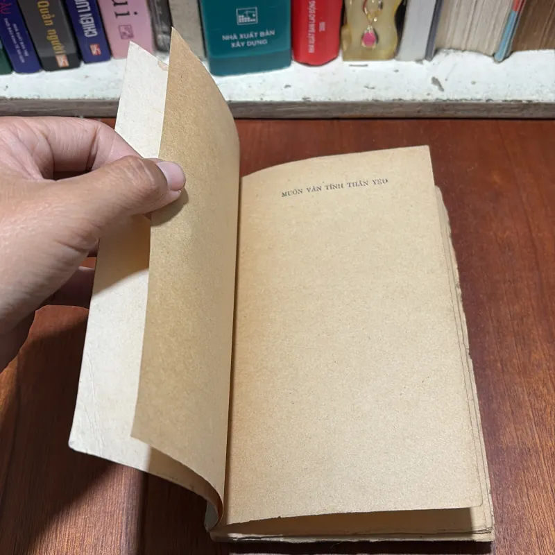 [Sách 7x] - II Thơ: Muôn Vàn Tình Thân Yêu - Nhiều Tác Giả - 1976 797105