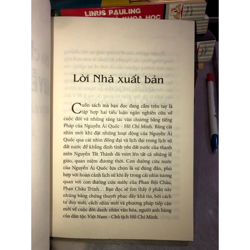 Theo chân và văn Nguyễn Ái Quốc - Lê Chí Dũng 519946