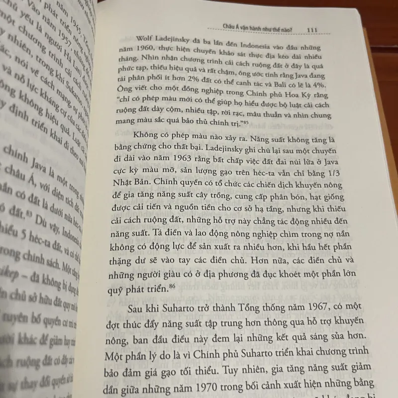 Châu Á vận hành như thế nào? Joe Studwell 927416