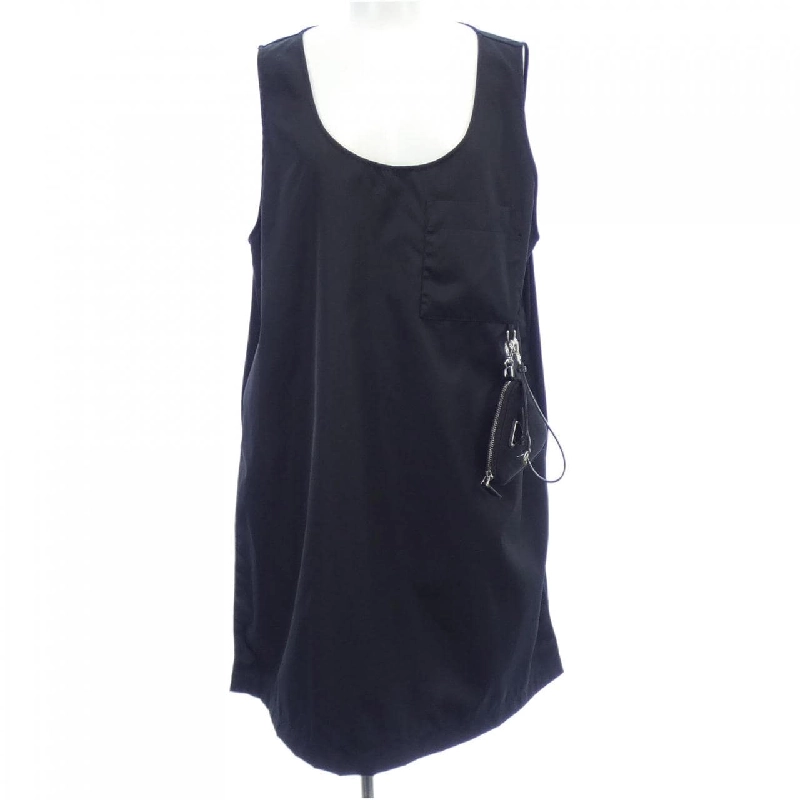 Áo thun PRADA - Hàng hiệu Authentic 642095