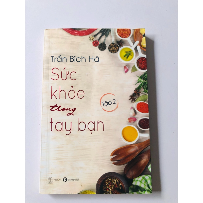 SỨC KHỎE TRONG TAY BẠN - sách khổ to, 276 trang, nxb: 2019 363240