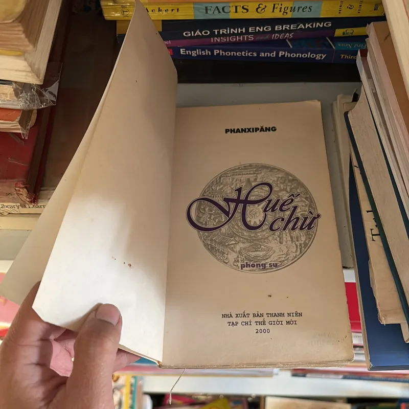 II Tựa sách: Huế Chừ (Phóng Sự) - PHANXIPĂNG - 2000 436552