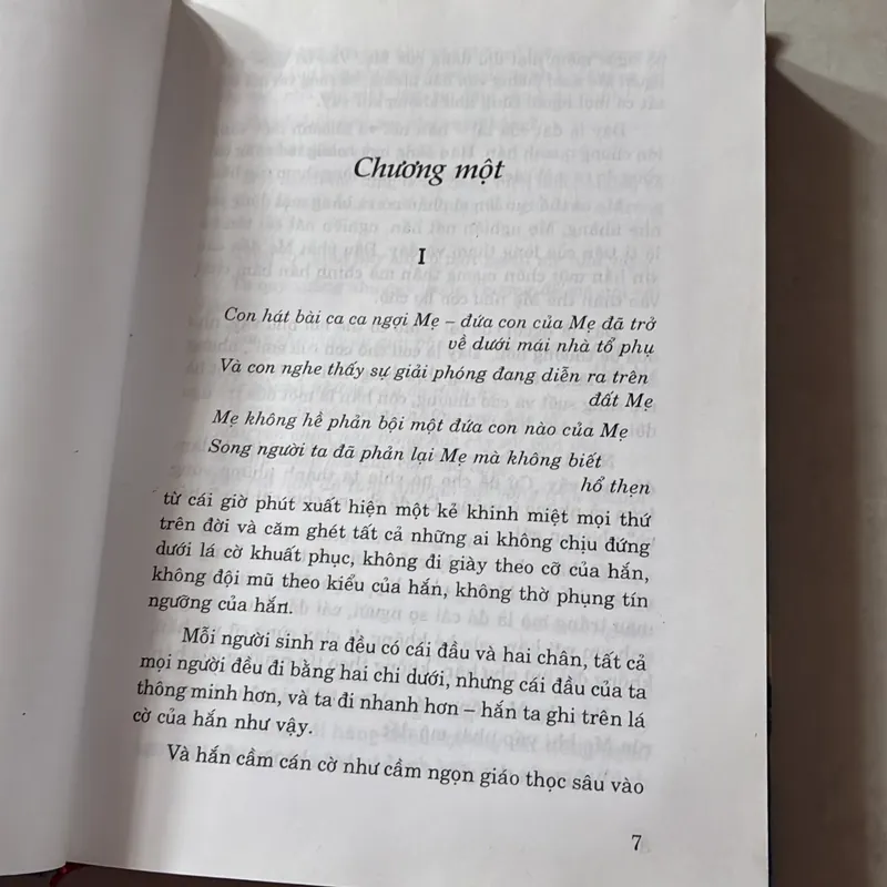 Không chốn nương thân Tập 2 (bìa cứng) 738523