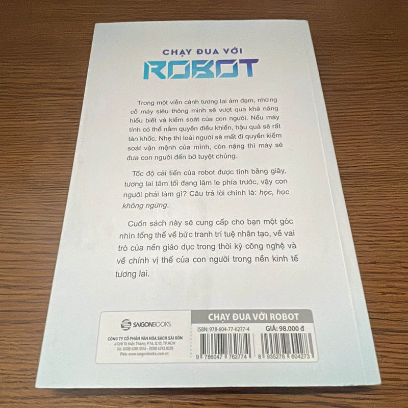 Chạy đua với Robot Joseph E. Aoun 361272