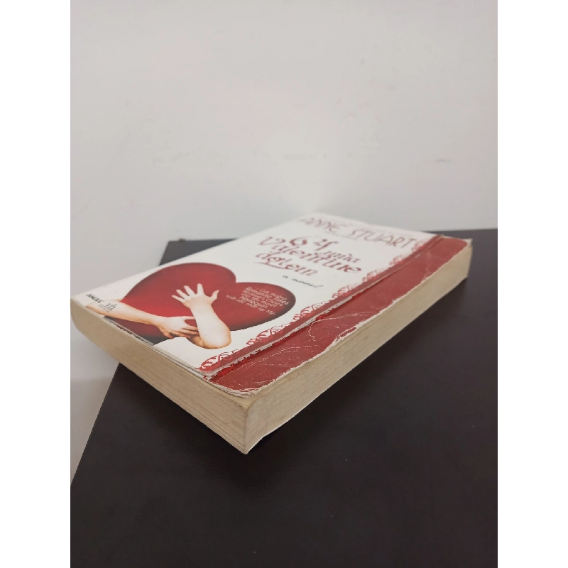 64 Mùa Valentine Đợi Em (2013) - Anne Stuart Mới 80% HCM.ASB0203 913202