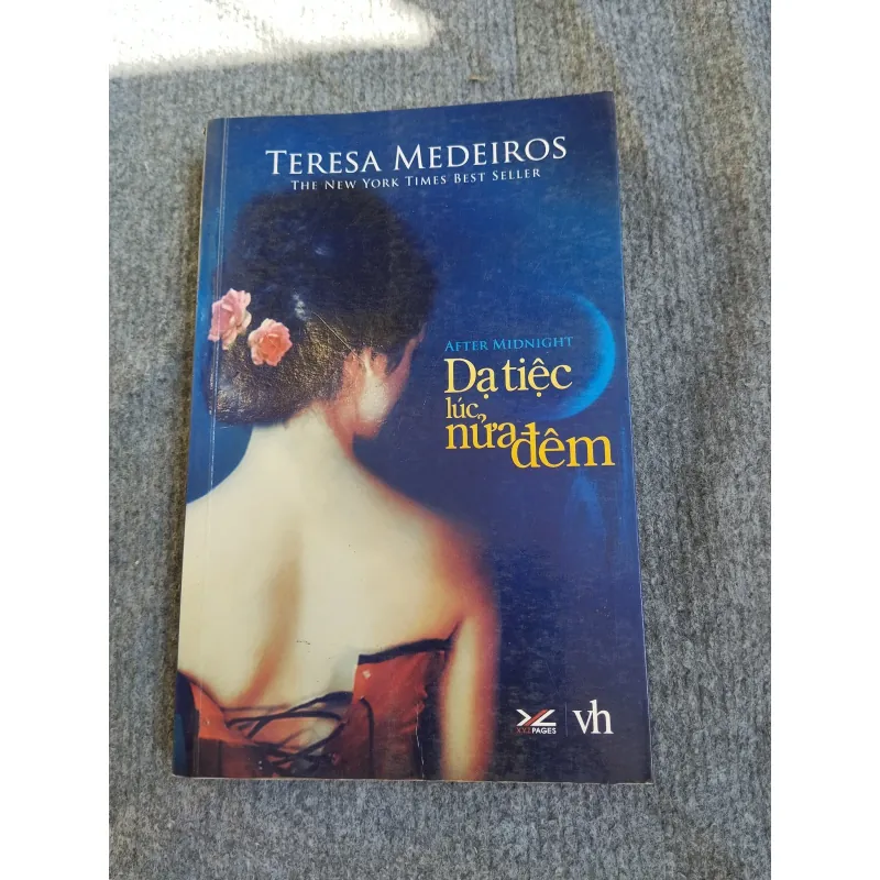 DẠ TIỆC LÚC NỬA ĐÊM - TERESA MEDEIROS 574352