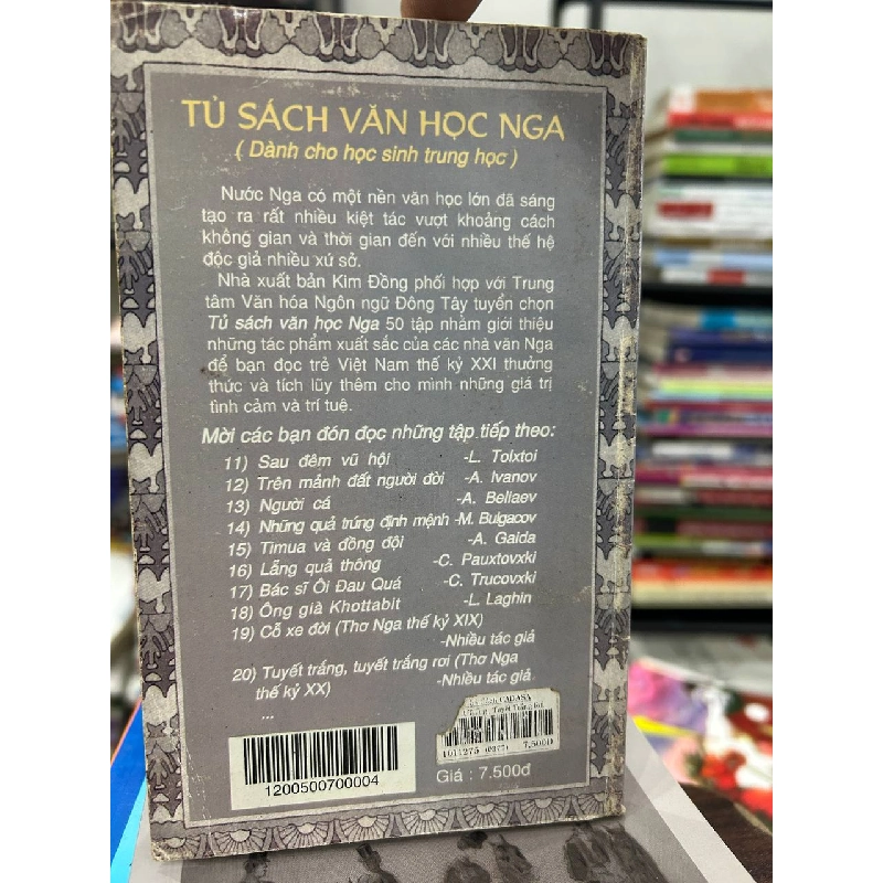 Tuyết trắng, tuyết trắng rơi - Nhiều tác giả 935149
