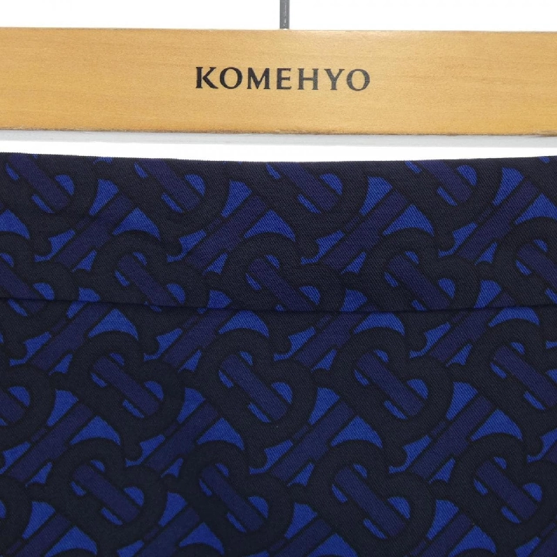 【Mã giảm giá】Burberry BURBERRY Váy 654879