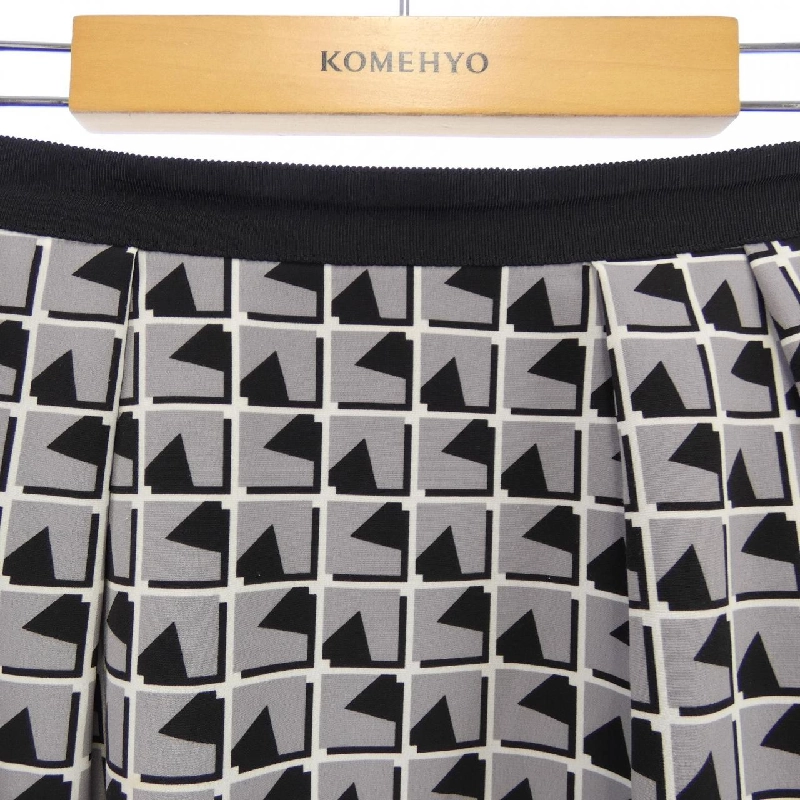 Aquascutum 5007330085-95 Váy 649725