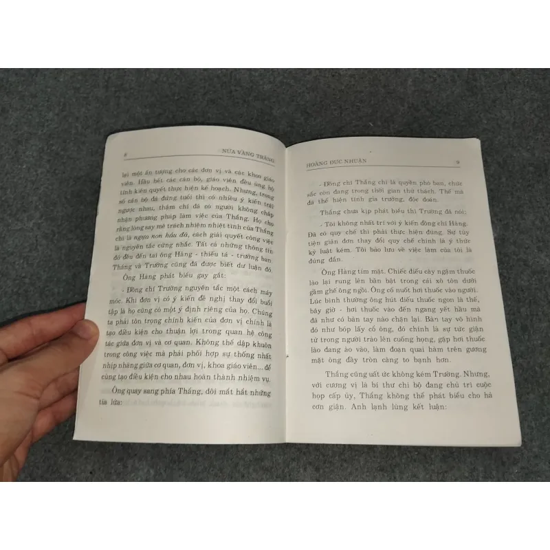 NỬA VẦNG TRĂNG - HOÀNG ĐỨC NHUẬN 588773