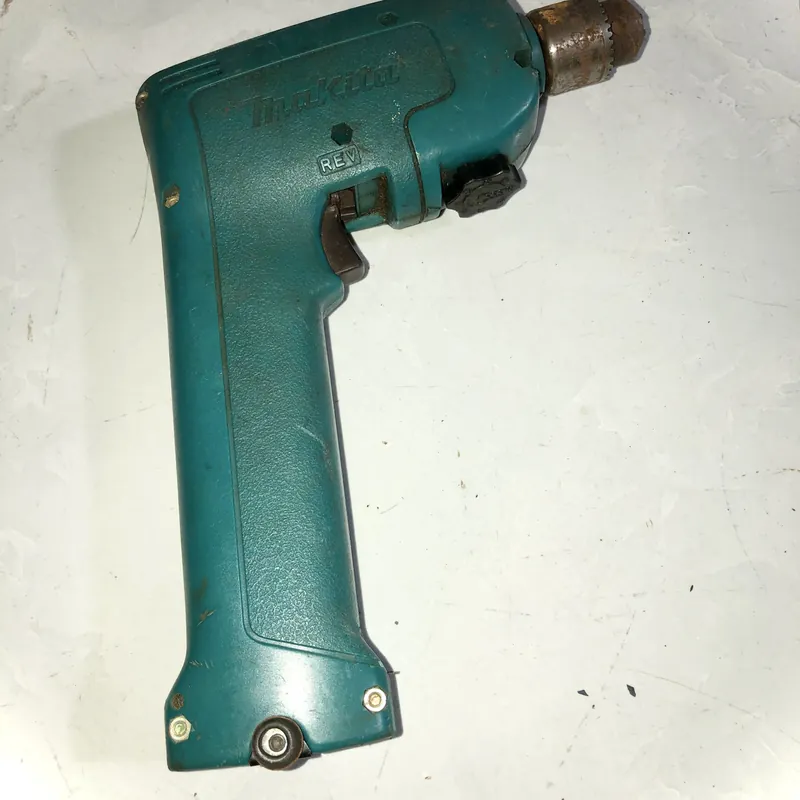 Xác Thân Máy khoan ,máy vặn vít pin Makita Nhật ( có pin, không sạc ) 571004