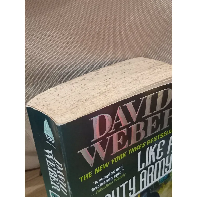 Like a mighty army - David Weber 680949