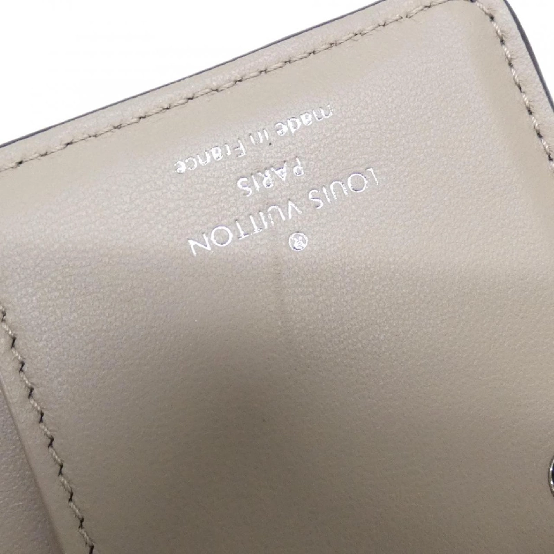 Ví Louis Vuitton Mahina Portefeuille Claire M80817 621367