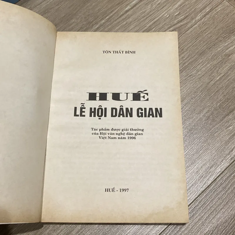 HUẾ - LỄ HỘI DÂN GIAN (XB 1998) 751650