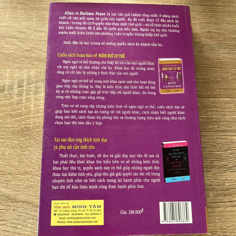 Cuốn sách hoàn hảo về ngôn ngữ cơ thể - Allan and Barbara Pease 1009106